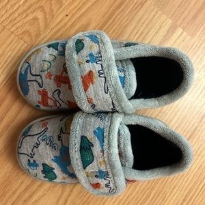 Size 6 Toddler slip on shoes